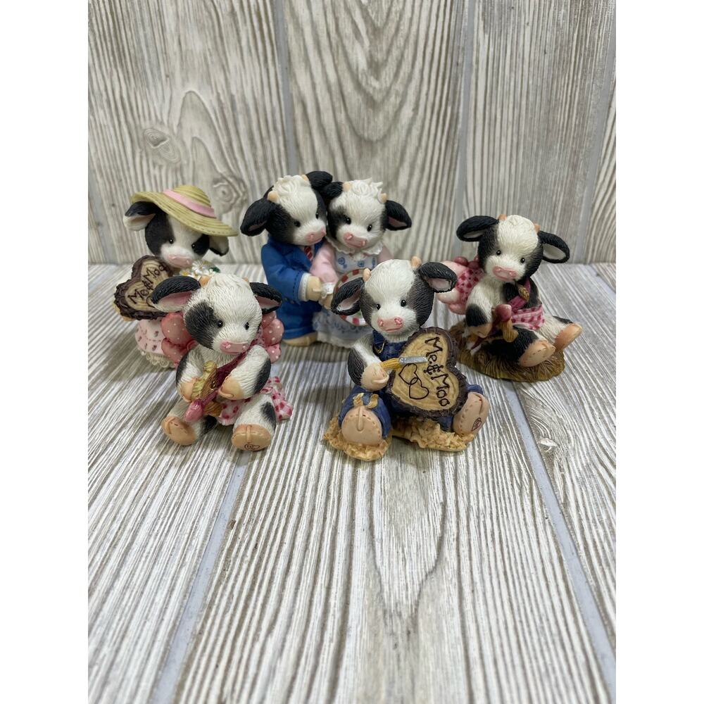 Mary's Moo Moo's Cows Lot of 5 Valentine's Day Anniversary Theme Enesco Vintage